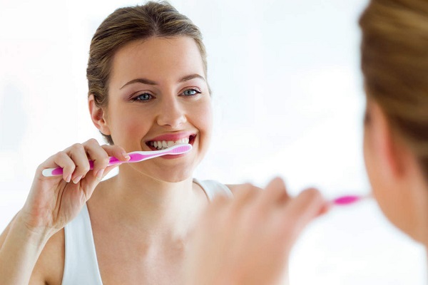 Chăm sóc răng miệng đúng cách dễ mà không dễ