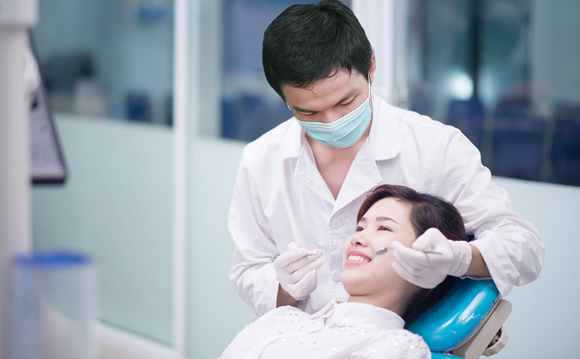 Khám răng mùa dịch ở các bệnh viện hoặc phòng khám chuyên khoa